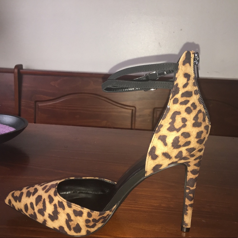 Women’s Shoes